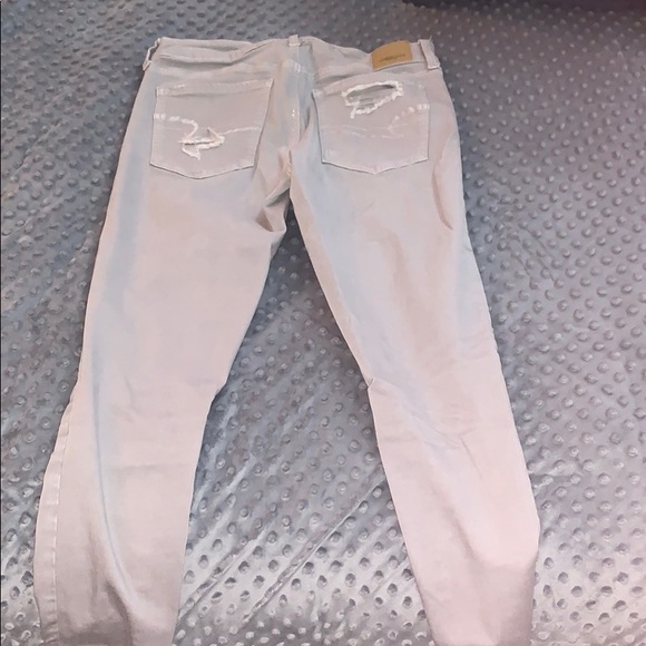 American Eagle Grey Ripped Jeggings - Picture 8 of 8